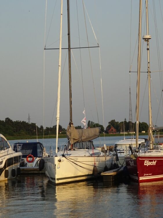 FORSATIO YD 41 2018 www.navigobyy.com20