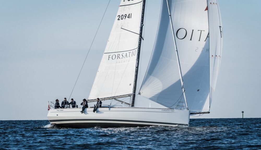 FORSATIO YD 41 2018 www.navigobyy.com25