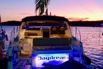 Azimut 43 2017 www.navigobyy.com t13