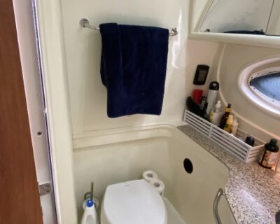 Monterey 330 SY 2007 www.navigobyy.com 04