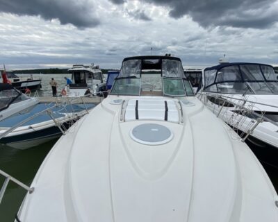 Monterey 330 SY 2007 www.navigobyy.com 06