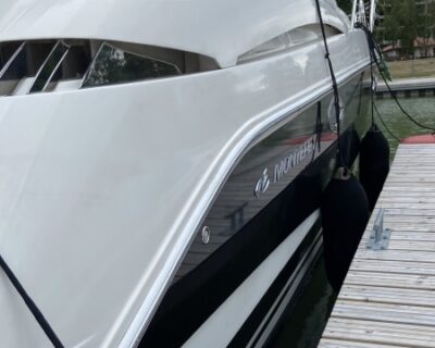 Monterey 330 SY 2007 www.navigobyy.com 13