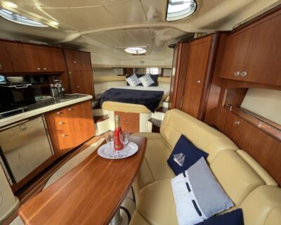 Monterey 330 SY 2007 www.navigobyy.com 22