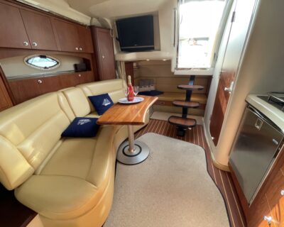 Monterey 330 SY 2007 www.navigobyy.com 24