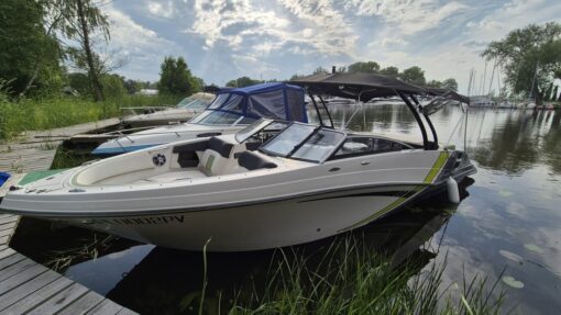 Glastron 245 GTS