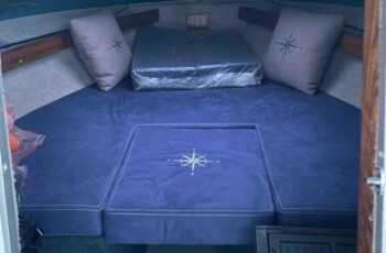 Bayliner 2459 Trophy 12