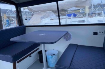 Bayliner 2459 Trophy 15