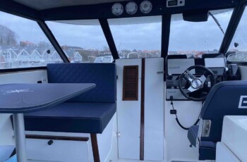 Bayliner 2459 Trophy 16