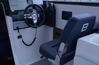 Bayliner 2459 Trophy 29