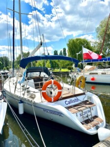 Dromor Apollo 12 4 Dromor Apollo 12 1995 sailboat