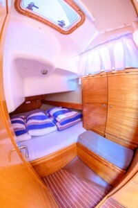 Bavaria 37 Cruiser 6 Bavaria 37 Cruiser 2007 interior