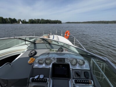 Monterey 290 CR 16 Monterey 290 CR 2007 on lake