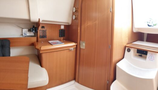 Jeanneau 2500 Sun 38 Yacht Jeanneau 2500 Sun 2006