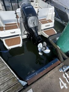 Parker 800 Weekend 13 Motorboat Yacht Parker 800 Weekend 2016