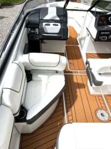 Thunderbird Formula 240 BR 17 Thunderbird Formula 240 BR 2013