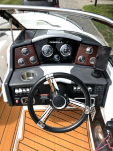 Thunderbird Formula 240 BR 8 Thunderbird Formula 240 BR 2013