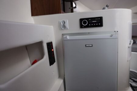 Coral 750 Hard Top 22 Coral 750 Hard Top 2023