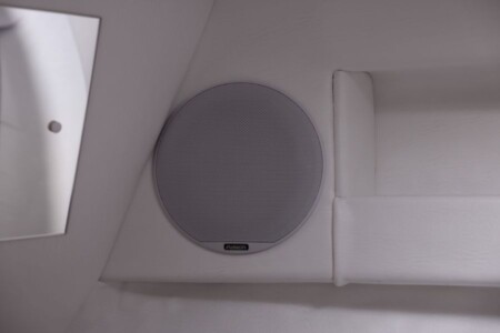 Coral 750 Hard Top 29 Coral 750 Hard Top 2023