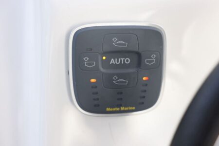 Coral 750 Hard Top 12 Coral 750 Hard Top 2023