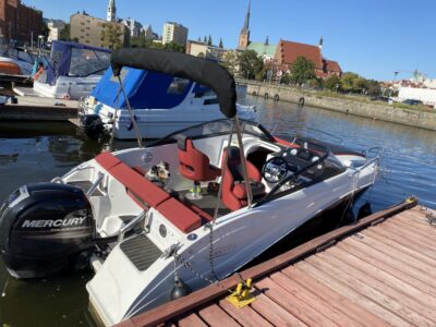 Okiboats Barracuda 585 Day Cruiser 5 Barracuda 585 Day Crusier