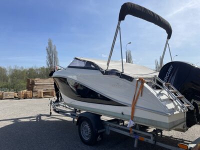 Okiboats Barracuda 585 Day Cruiser 19