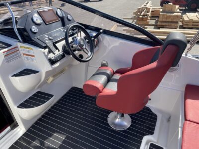 Okiboats Barracuda 585 Day Cruiser 24