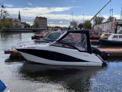 Okiboats Barracuda 585 Day Cruiser 42