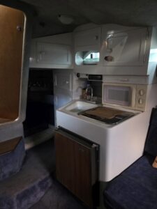 Rinker Fiesta Vee 260 12