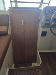 Rinker Fiesta Vee 260 14