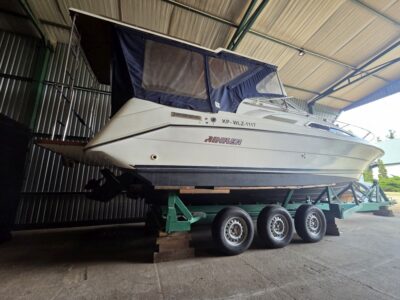 Rinker Fiesta Vee 260 4