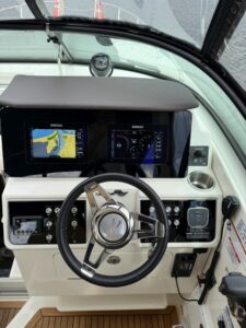 Sea Ray Sundancer 265 14