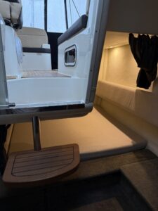 Sea Ray Sundancer 265 25