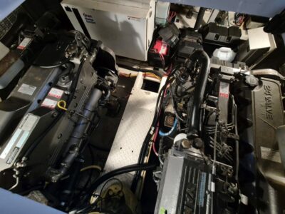 Cruisers Yachts 370 Express 34