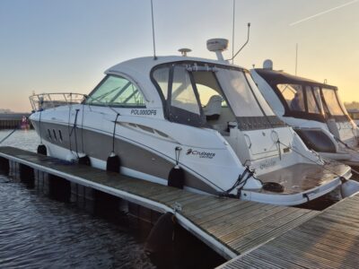 Cruisers Yachts 390 Coupe 3