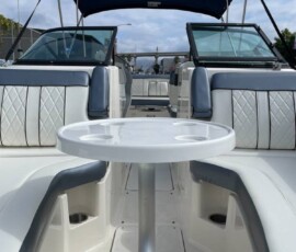 Sea Ray 240 Sundeck 14