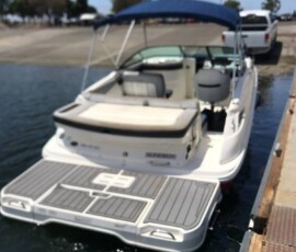 Sea Ray 240 Sundeck 2