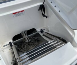 Sea Ray 240 Sundeck 10