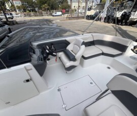 Chaparral 230 Suncoast Deluxe 8