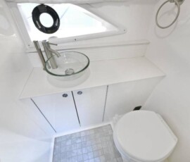 Sea Ray 320 Sundancer 12