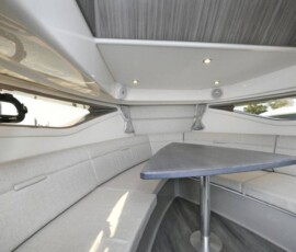 Sea Ray 320 Sundancer 16