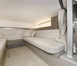 Sea Ray 320 Sundancer 17