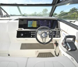 Sea Ray 320 Sundancer 22