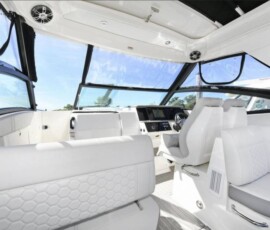 Sea Ray 320 Sundancer 2